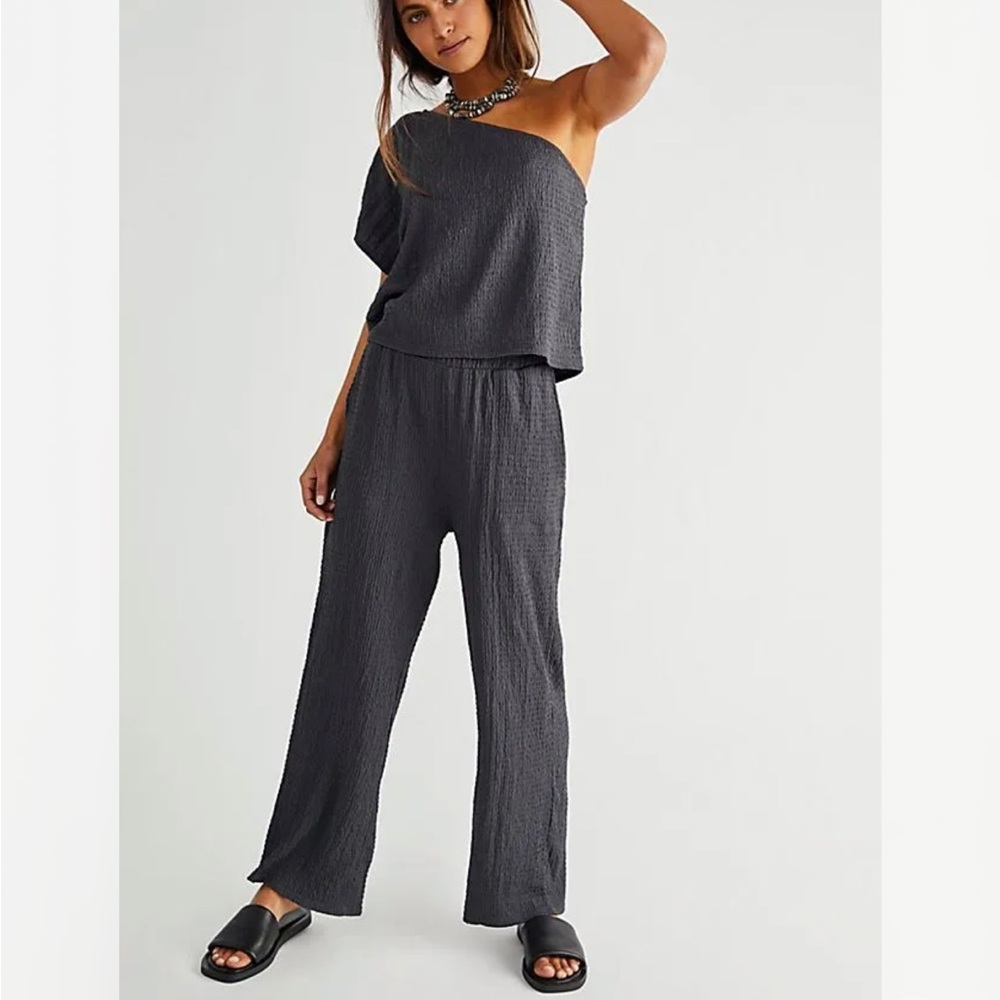 NWT FREE PEOPLE FP BEACH Sz XS GIA SET ONE SHOULDER TOP WIDE LEG PANT SET